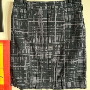 Ann Taylor Black and Gray Patterned Pencil Skirt